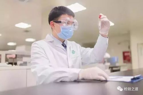检验医学教育：挑战与机遇