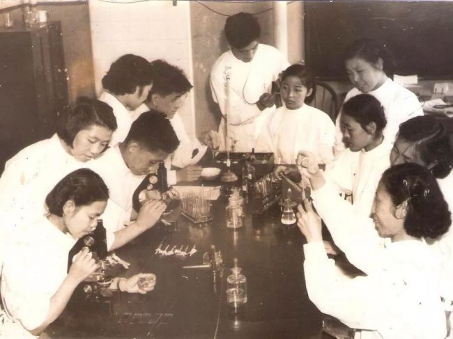 血常规检验60年变迁史-检验老物件展