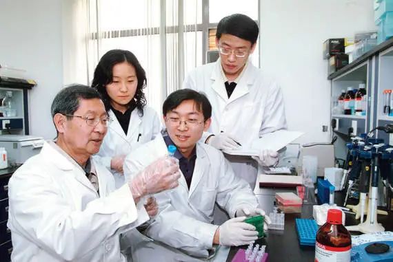 陈润生：生物信息学促进医疗体系范式变革