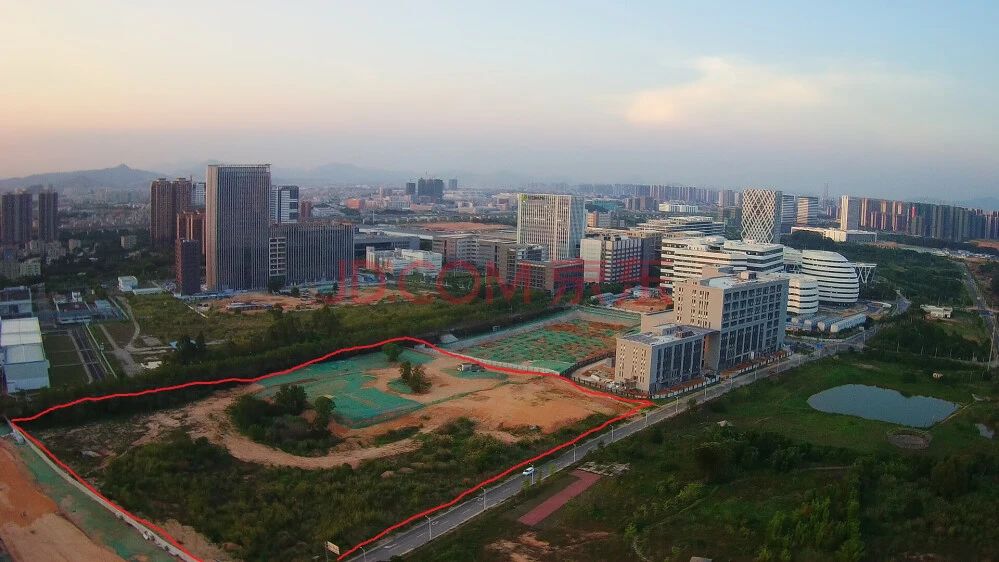 新产业，8000万拍下一块地！